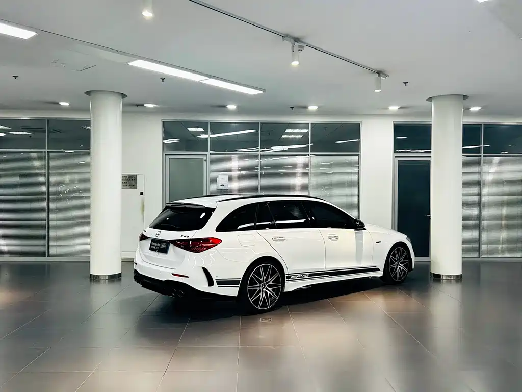 Mercedes-Benz C-Class AMG — миниатюра 4