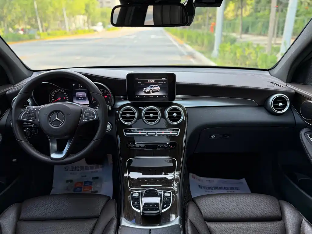 Mercedes-Benz GLC — миниатюра 6
