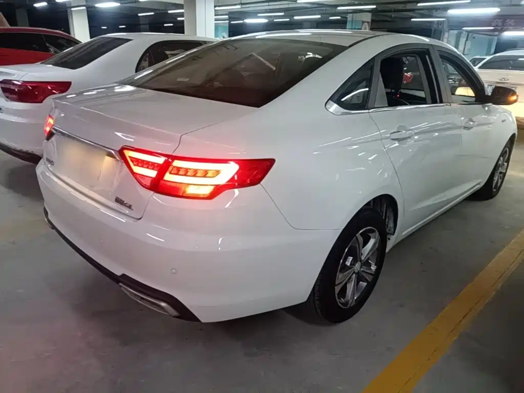 Geely Emgrand GL — миниатюра 7