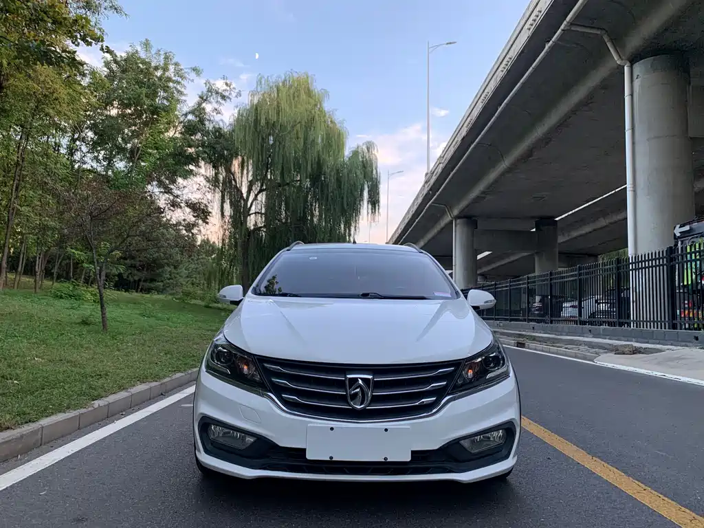 Baojun 310W — миниатюра 2