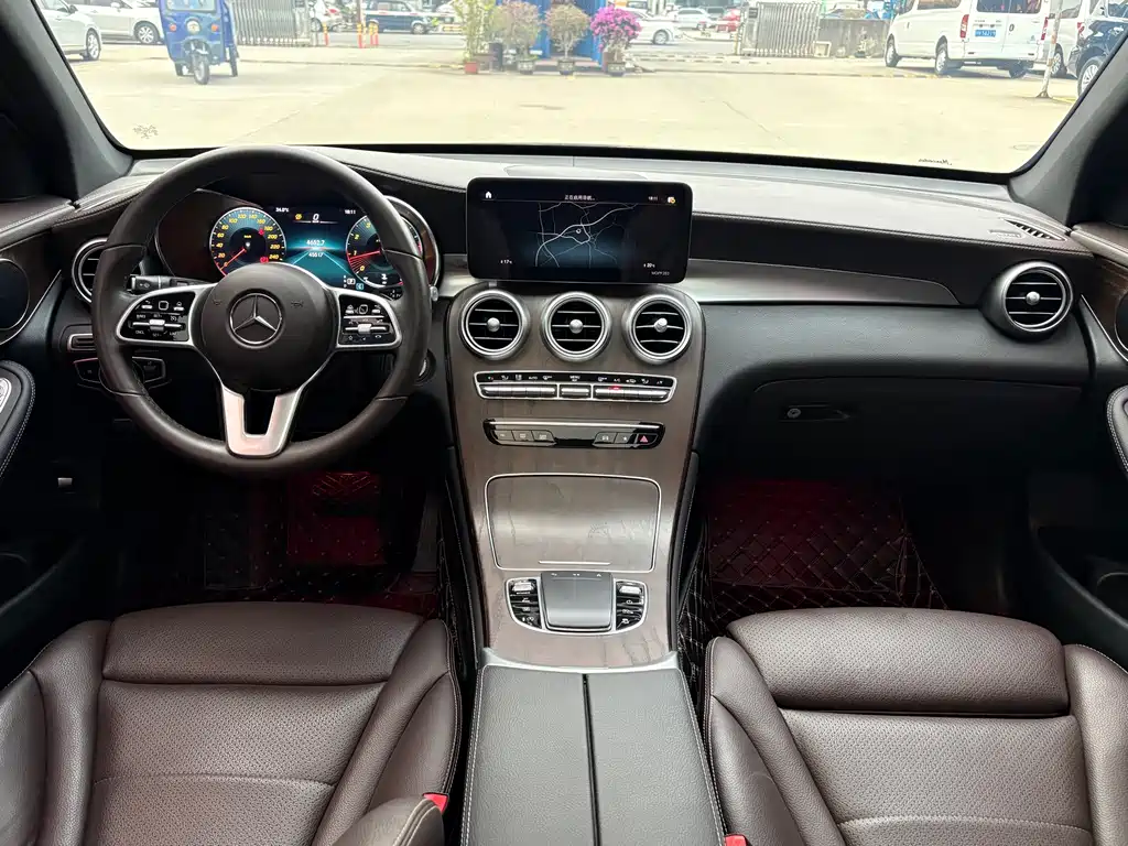 Mercedes-Benz GLC 2020 GLC 300 L 4MATIC