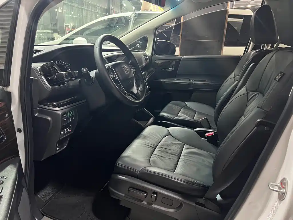 Honda Odyssey — миниатюра 4