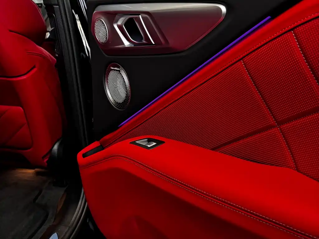 BMW XM 2023 50e