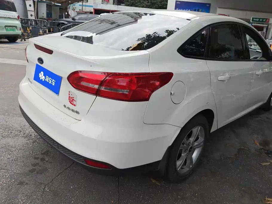 Ford Focus — миниатюра 3
