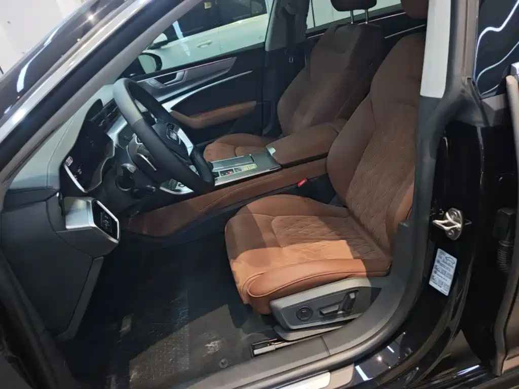 Audi A7L — миниатюра 15