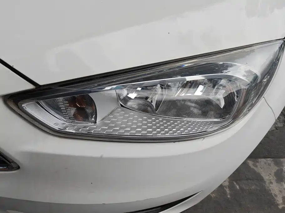 Ford Focus — миниатюра 5