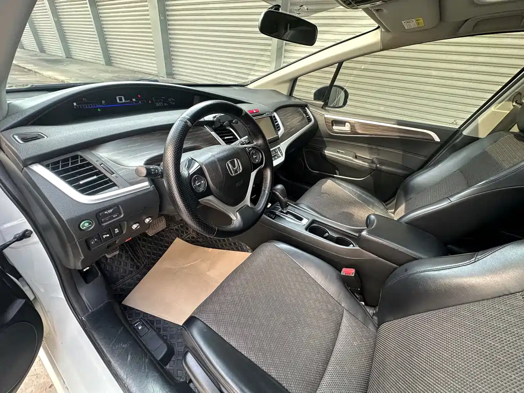 Honda Jade — миниатюра 14