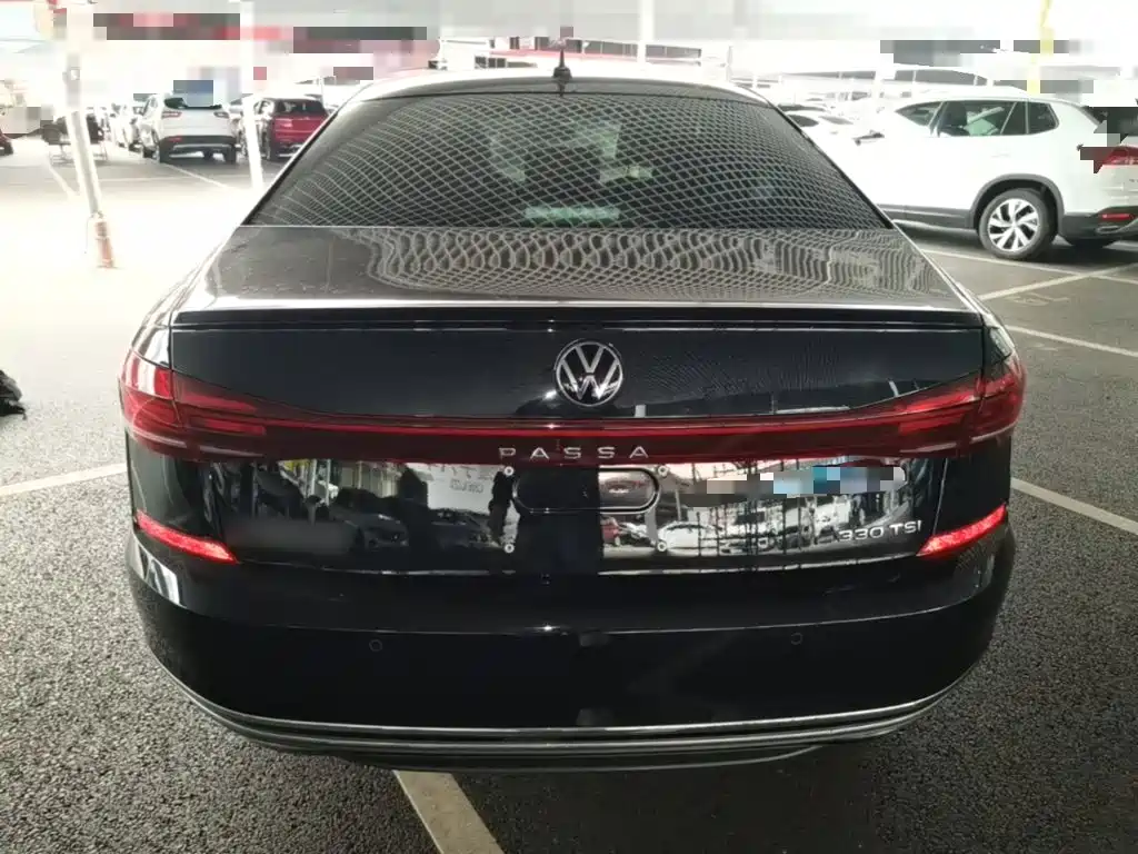 Volkswagen Passat — миниатюра 6