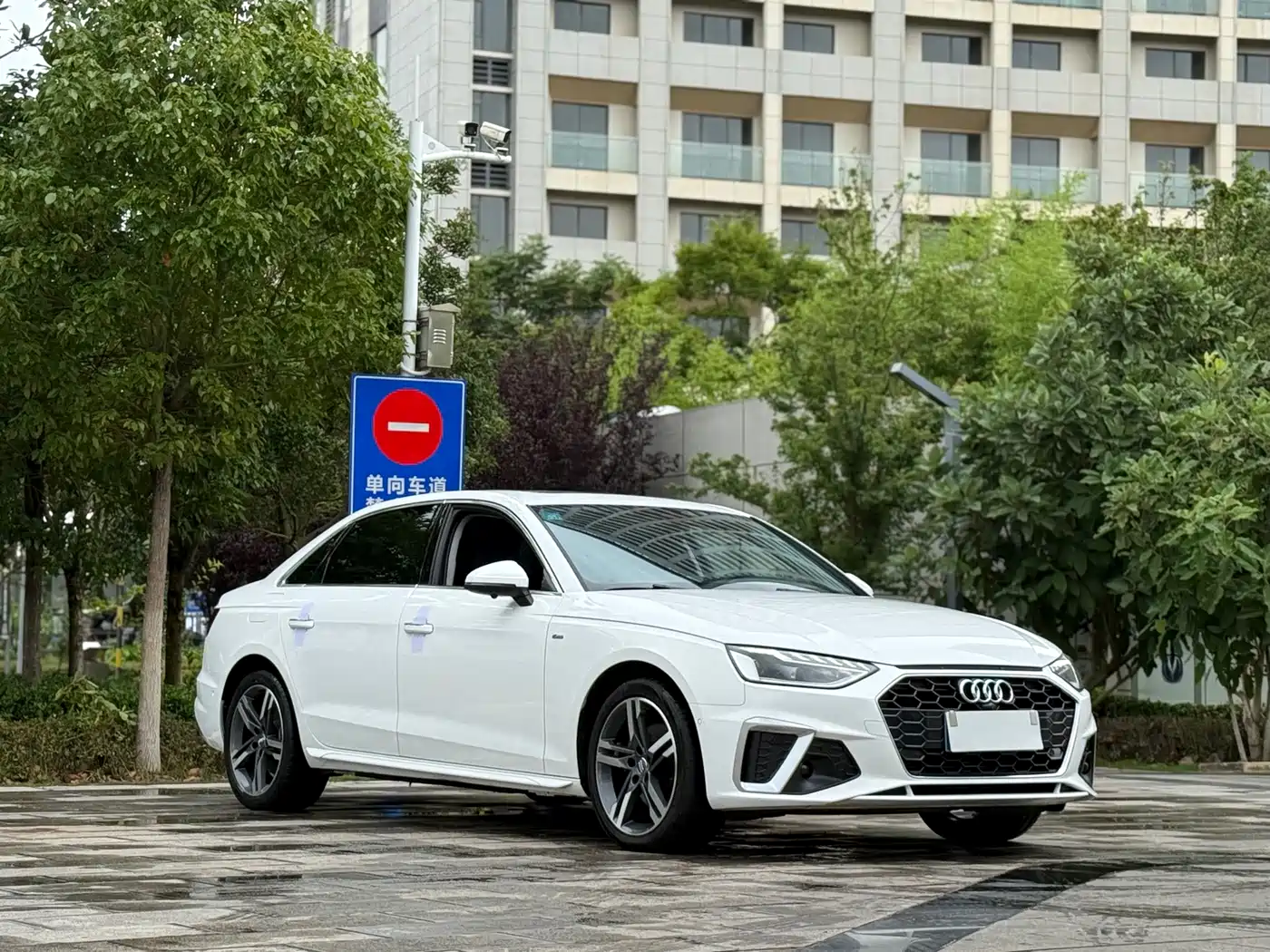 Audi A4L