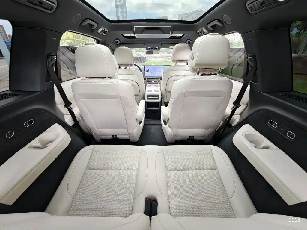 Li Auto Li L8 — миниатюра 7