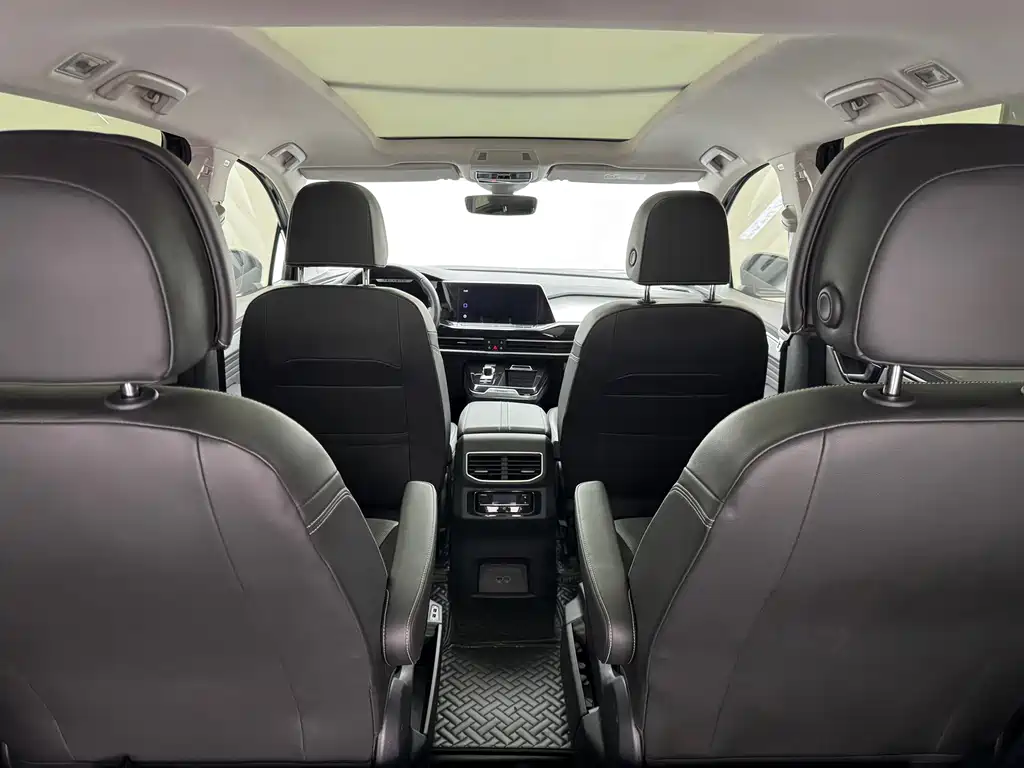 Volkswagen Talagon — миниатюра 12