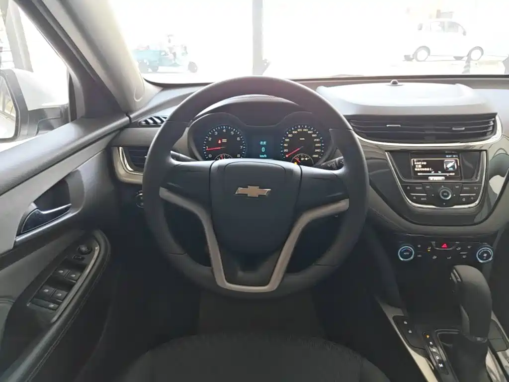 Chevrolet Malibu — миниатюра 11