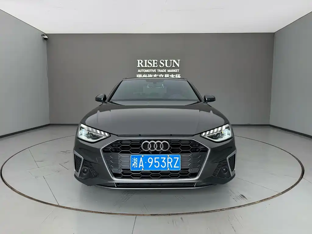 Audi A4L — миниатюра 2