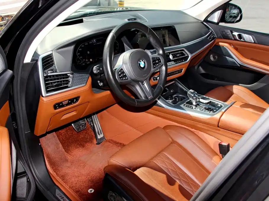 BMW X7 — миниатюра 11