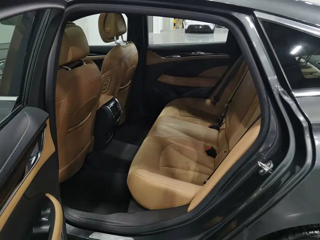 Buick LaCrosse — миниатюра 15