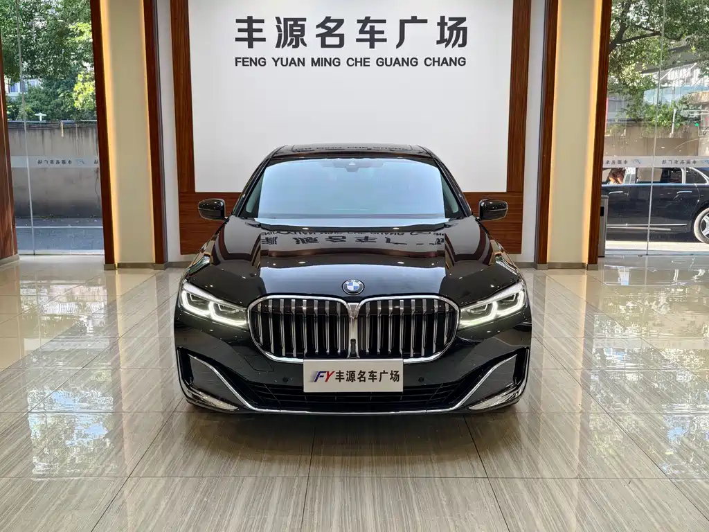 BMW 7 Series — миниатюра 2