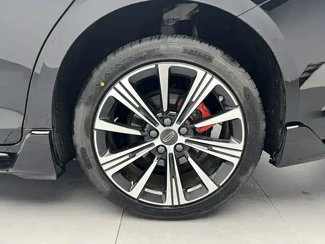 Geely Xingrui — миниатюра 19