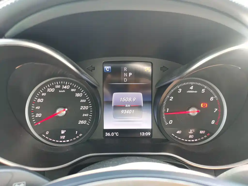 Mercedes-Benz GLC — миниатюра 16
