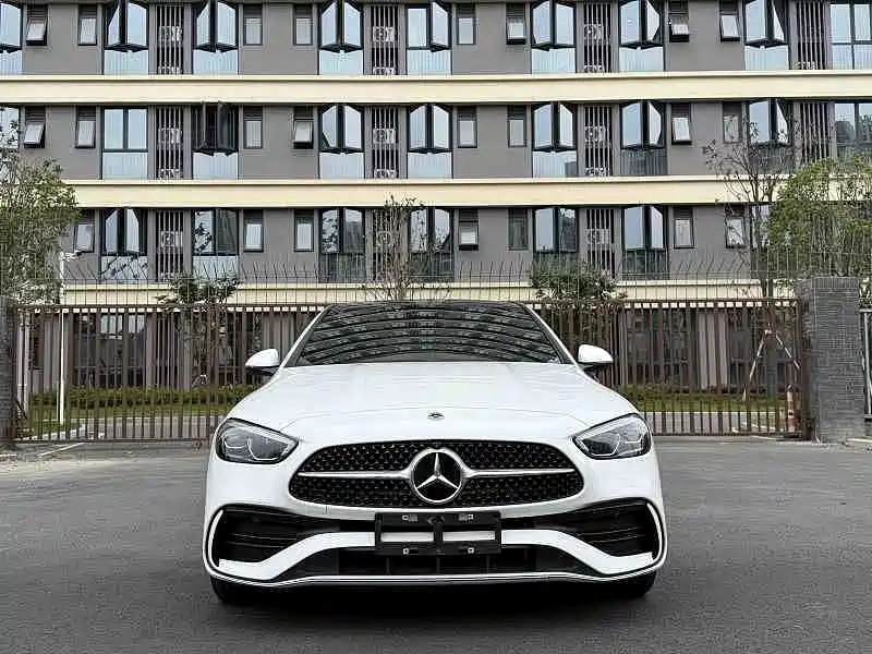 Mercedes-Benz C-Class — миниатюра 2