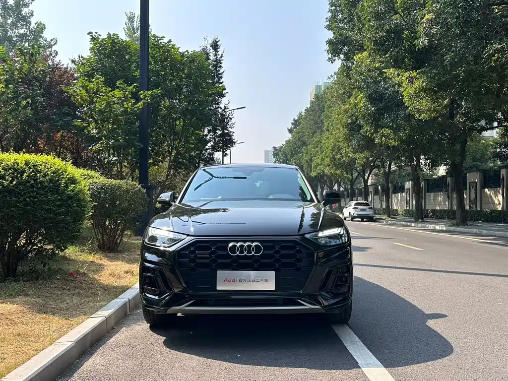 Audi Q5L — миниатюра 2