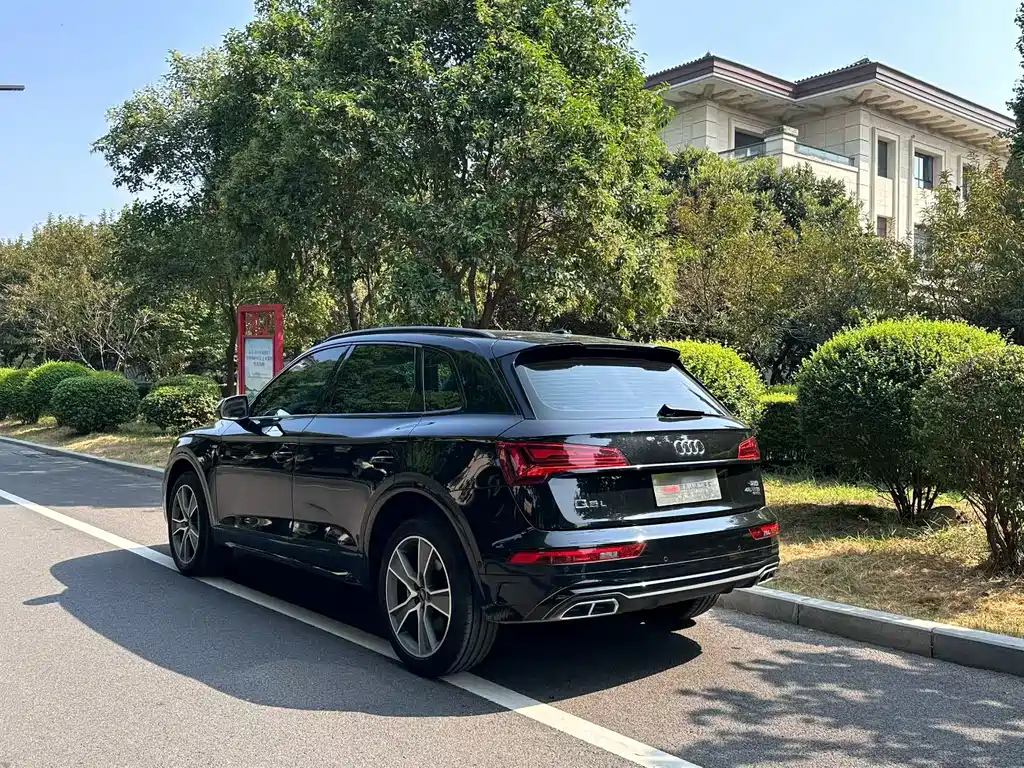 Audi Q5L — миниатюра 4