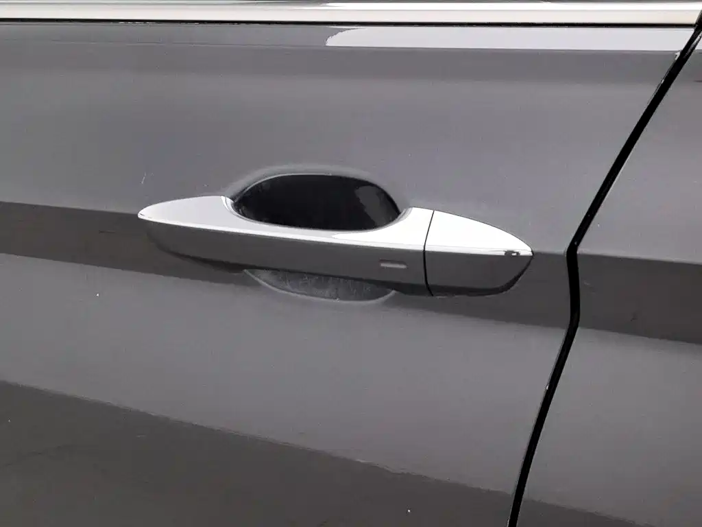 Volkswagen Sagitar — миниатюра 18