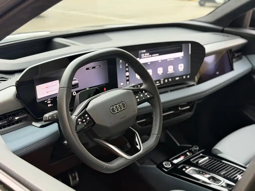 Audi Q6L e-tron — миниатюра 10
