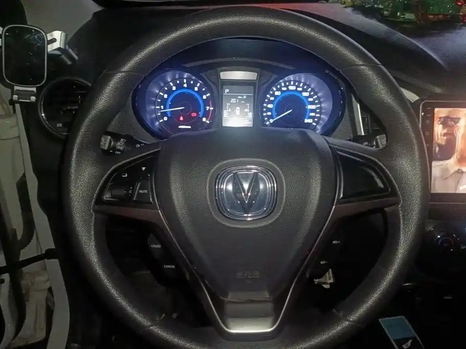Changan CS15 — миниатюра 15
