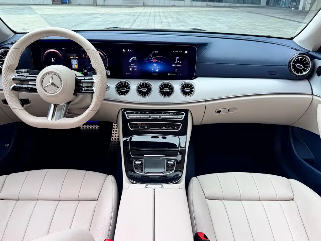 MERCEDES-BENZ E CLASS