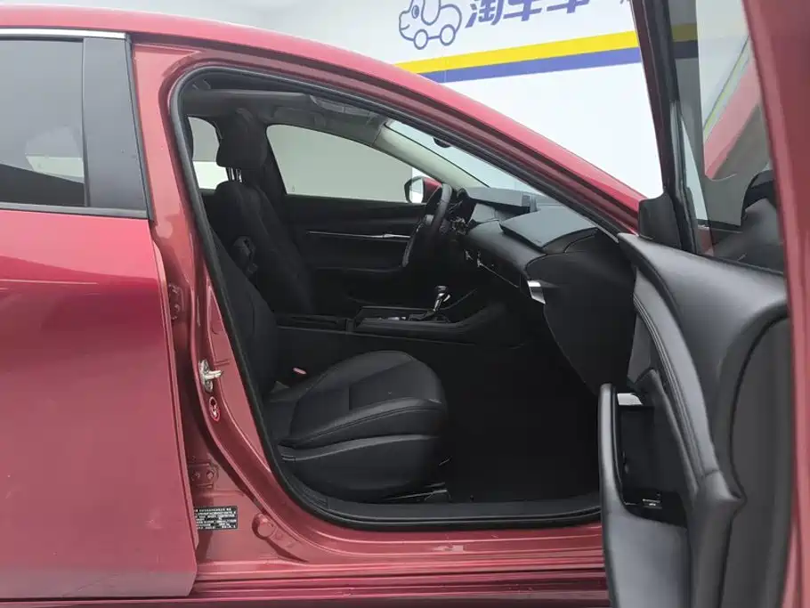 Mazda 3 Axela — миниатюра 8