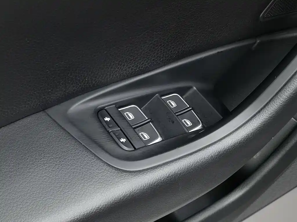 Audi A6L — миниатюра 9