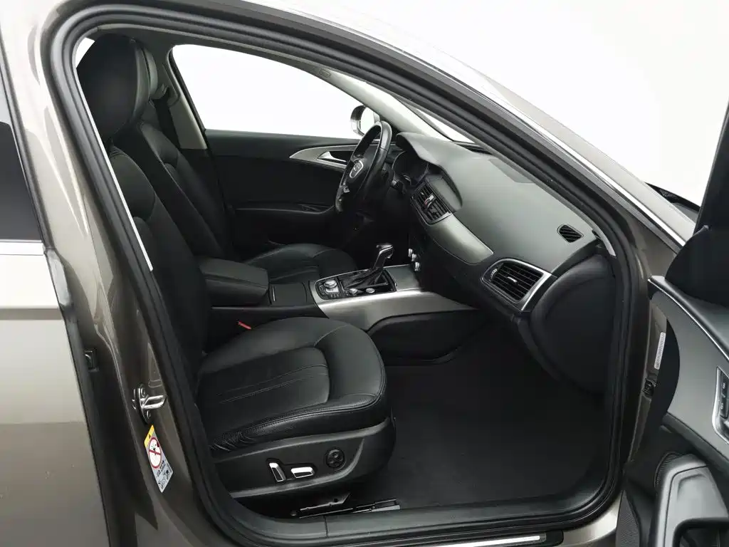 Audi A6L — миниатюра 23