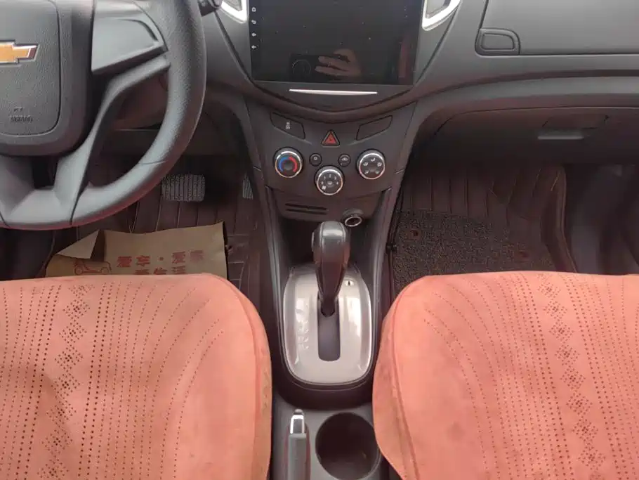 Chevrolet Trax — миниатюра 16