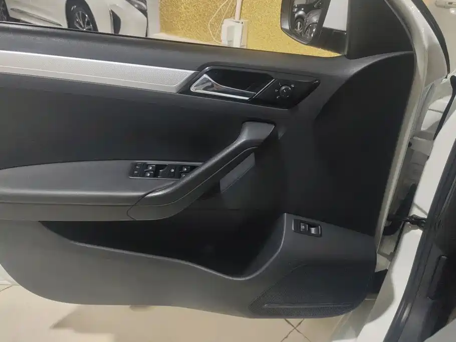 Jetta VA3 — миниатюра 7