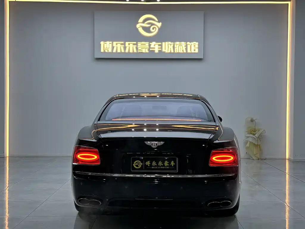 Bentley Flying Spur — миниатюра 21