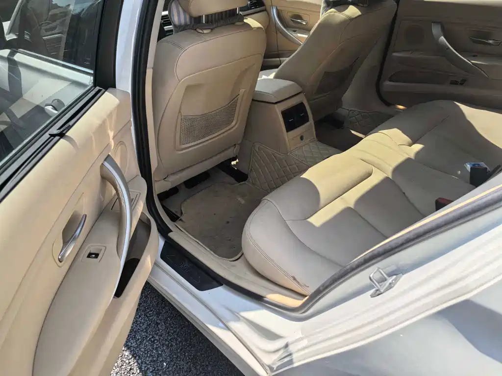 BMW 3 Series — миниатюра 6