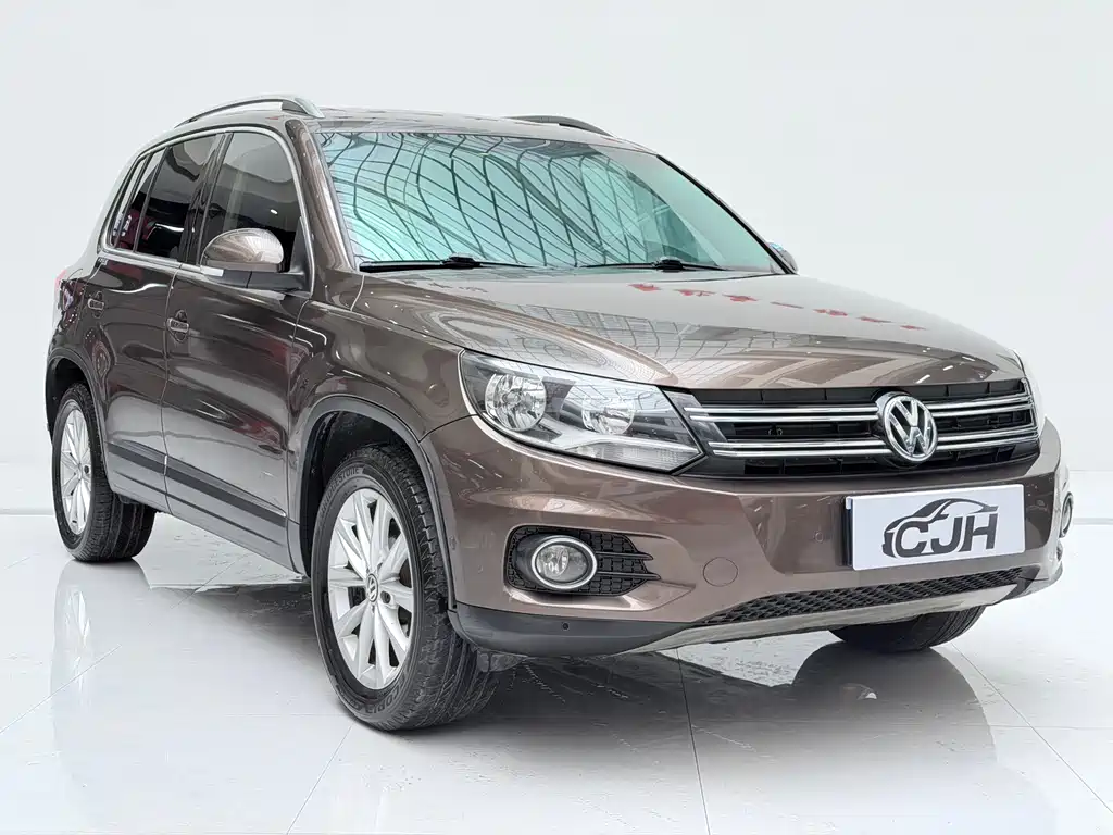 Volkswagen Tiguan 2012 2.0TSI Luxury