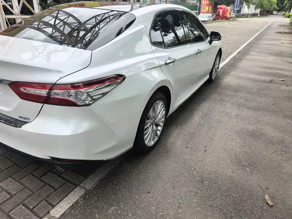 Toyota Camry 2019 2.5G Luxury V