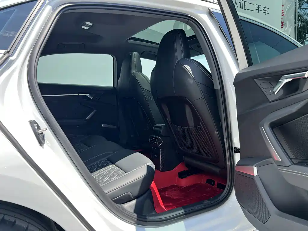 Audi A3 — миниатюра 10