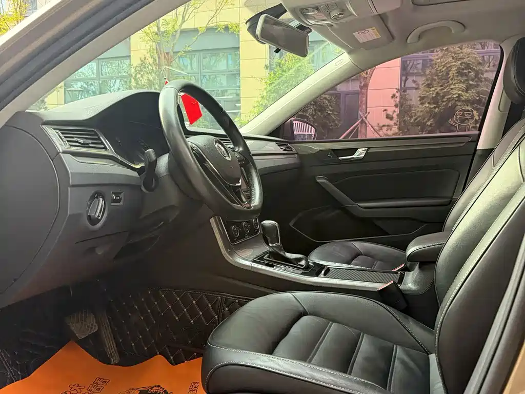 Volkswagen Passat — миниатюра 4