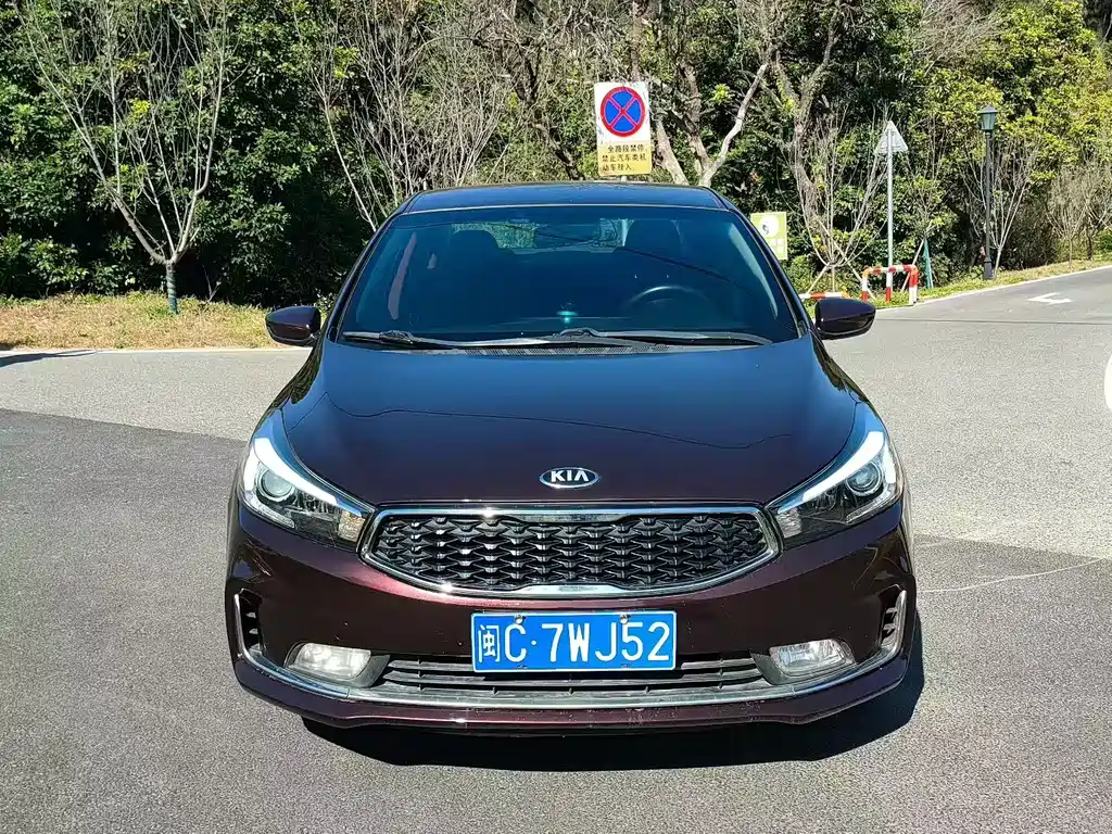 KIA K3