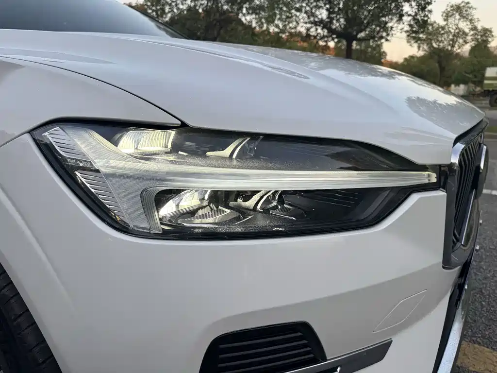 Volvo XC60 — миниатюра 12