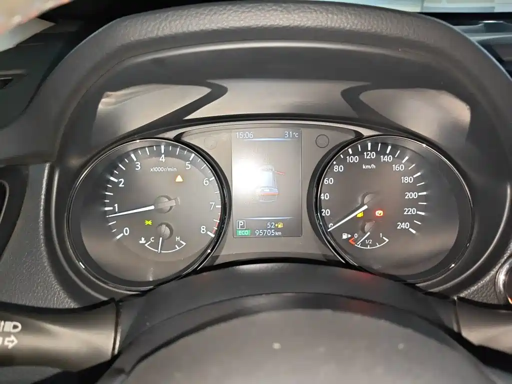 Nissan X-Trail — миниатюра 12