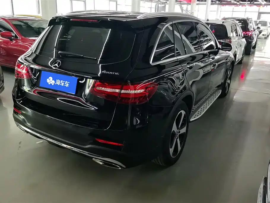 Mercedes-Benz GLC 2018 GLC 260 4MATIC Luxury