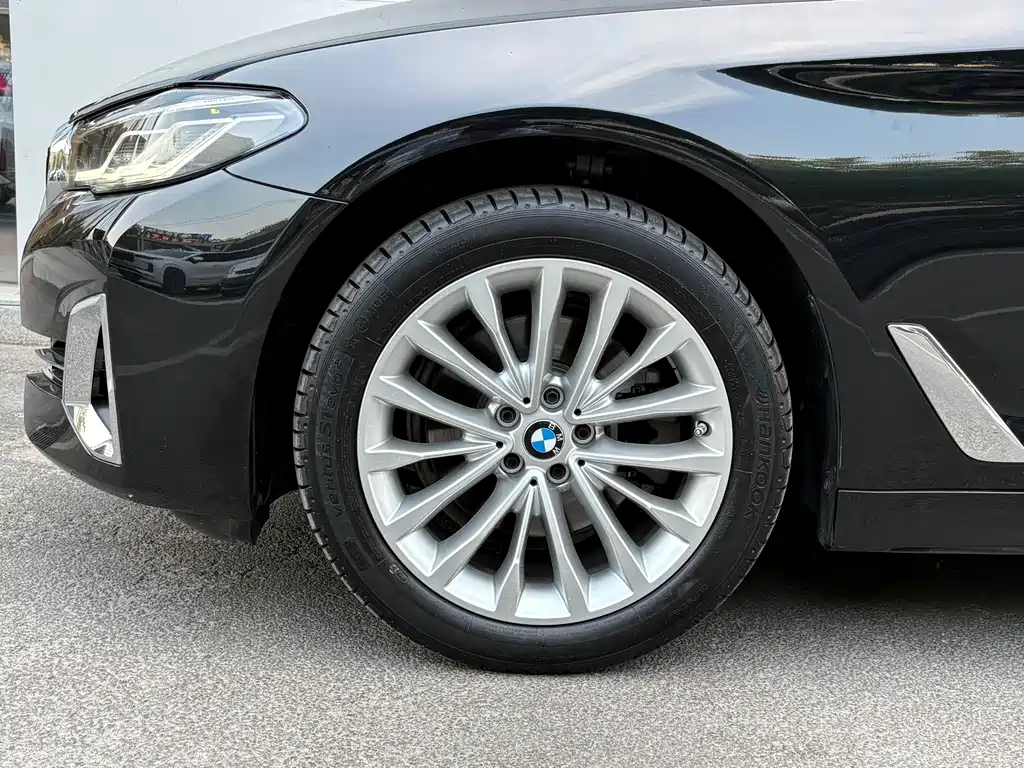 BMW 5 Series 5 2022 525Li Luxury