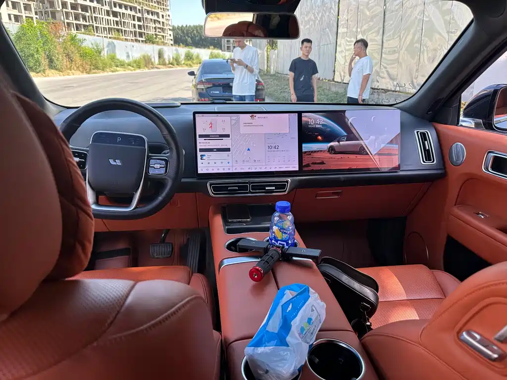 Li Auto Li L8 — миниатюра 5