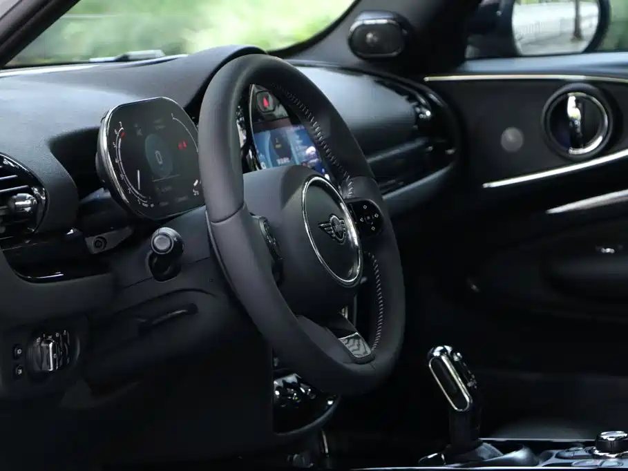 MINI Mini Clubman — миниатюра 18