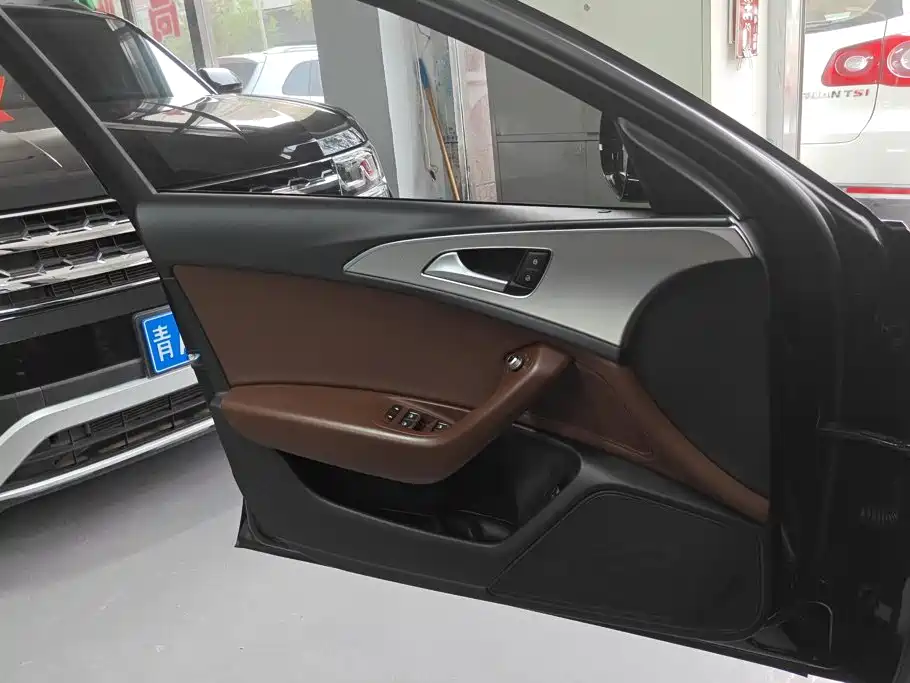 Audi A6L — миниатюра 7
