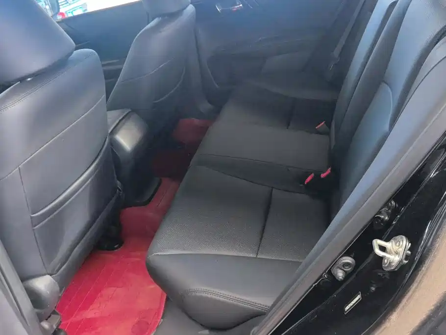 Honda Accord — миниатюра 11