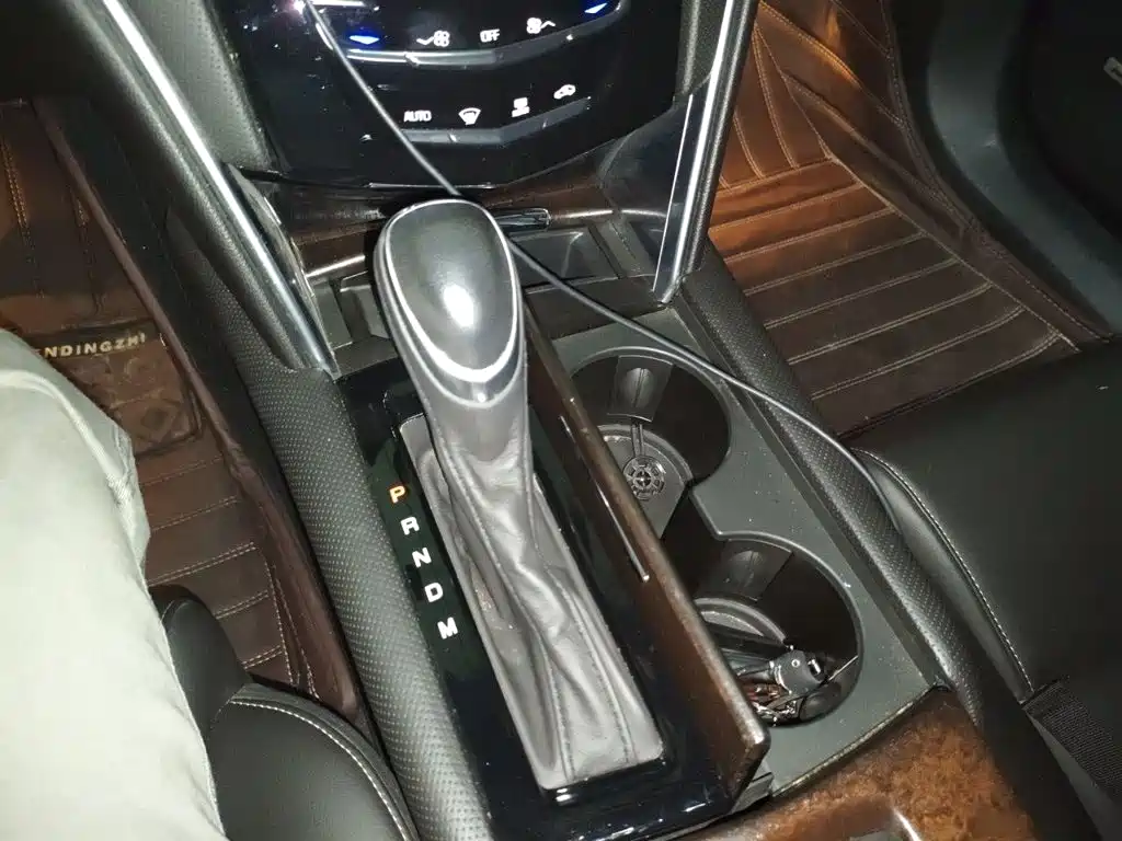 Cadillac XTS — миниатюра 7